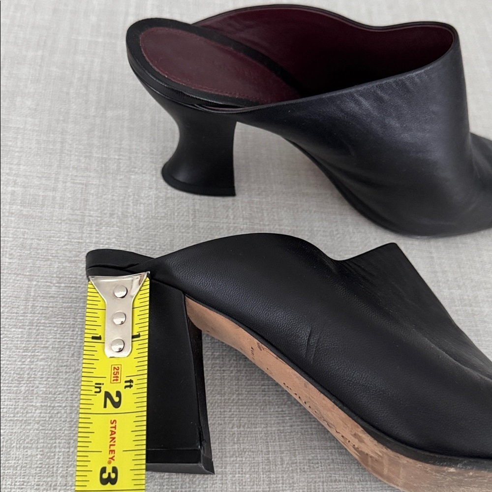 Bottega Veneta Black Leather Mules - Picture 6 of 8